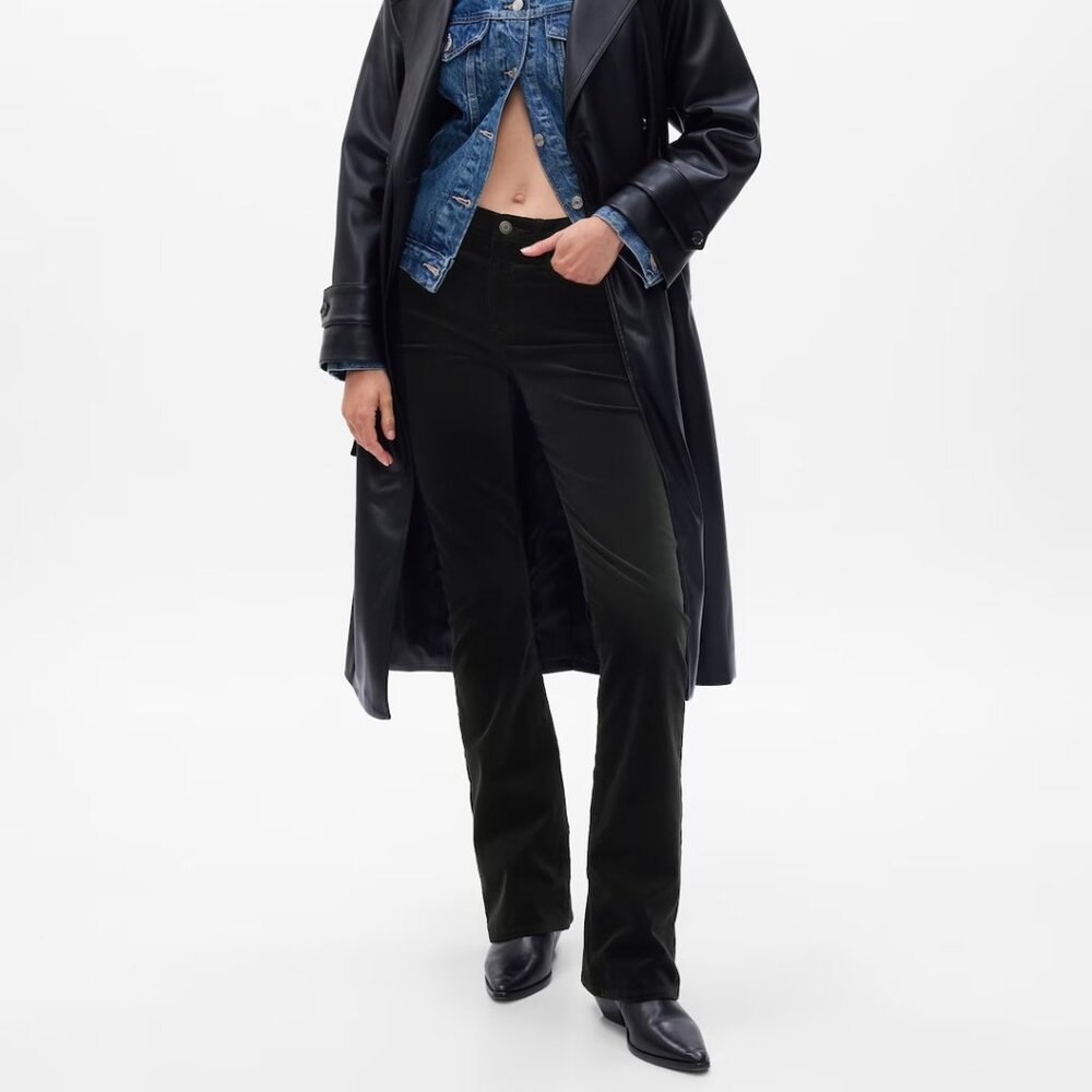 NWT GAP Mid Rise Velvet Baby Boot Jeans